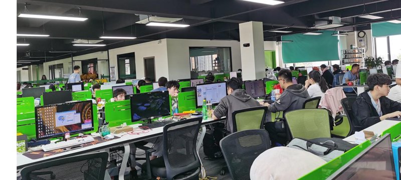 电商新时代:多元化的电子商务平台如何改变人们的生活